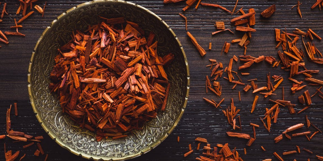 Kraftvoller Sandelholz Duft: Essenziell für maskulines Herren-Parfum - Kazaar